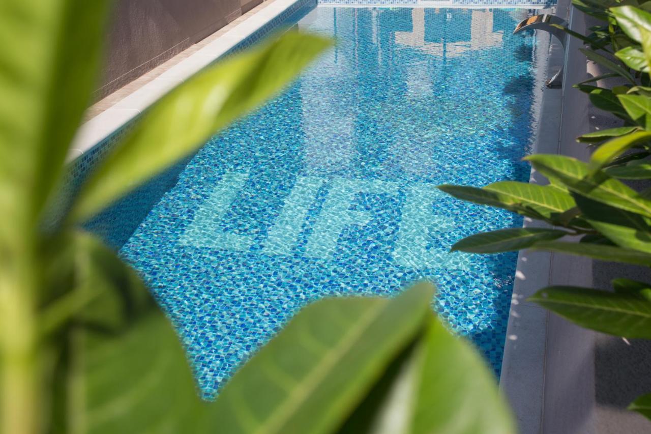 Life - New And Luxury Holiday House Каштела Экстерьер фото