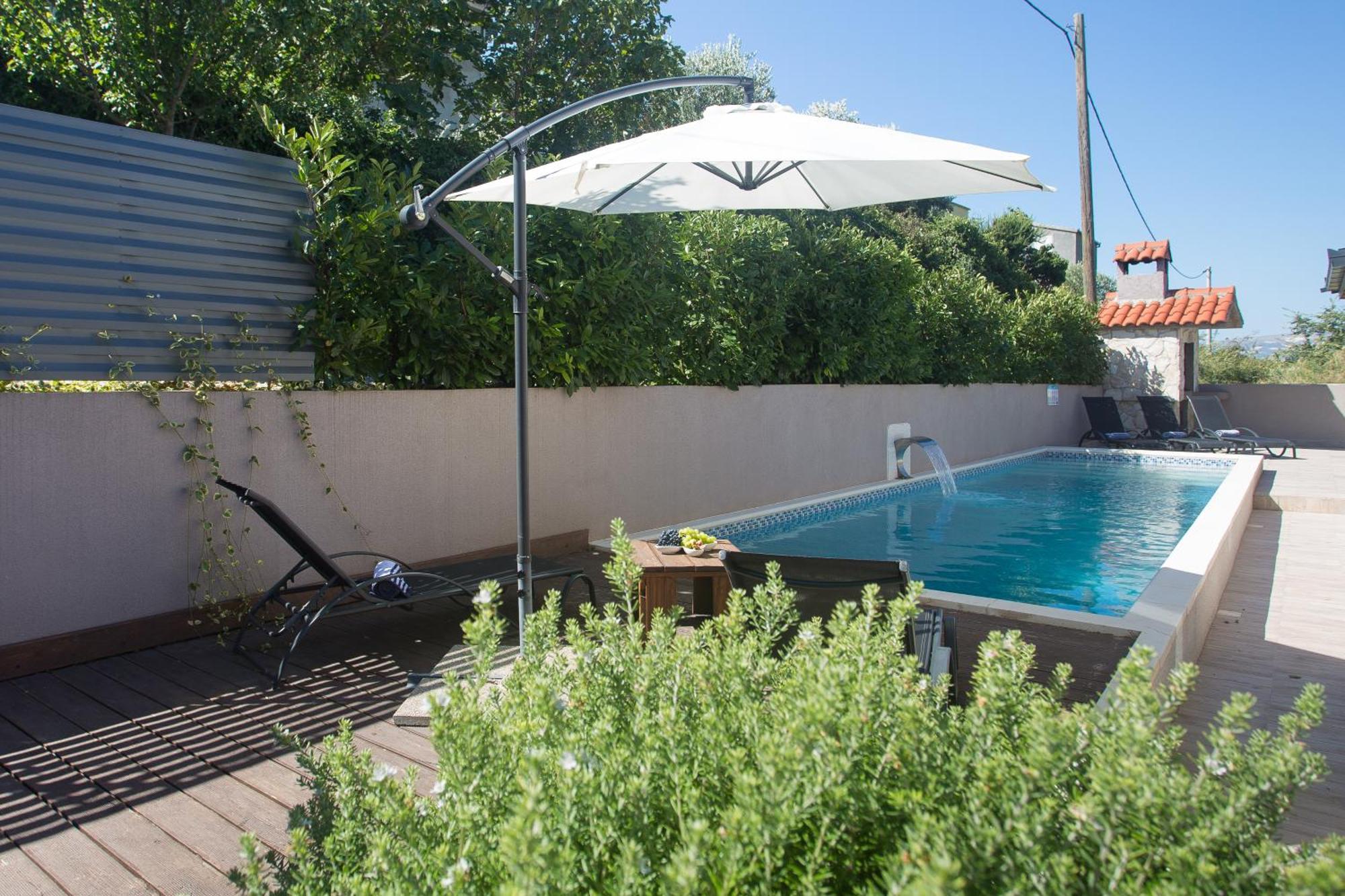 Life - New And Luxury Holiday House Каштела Экстерьер фото