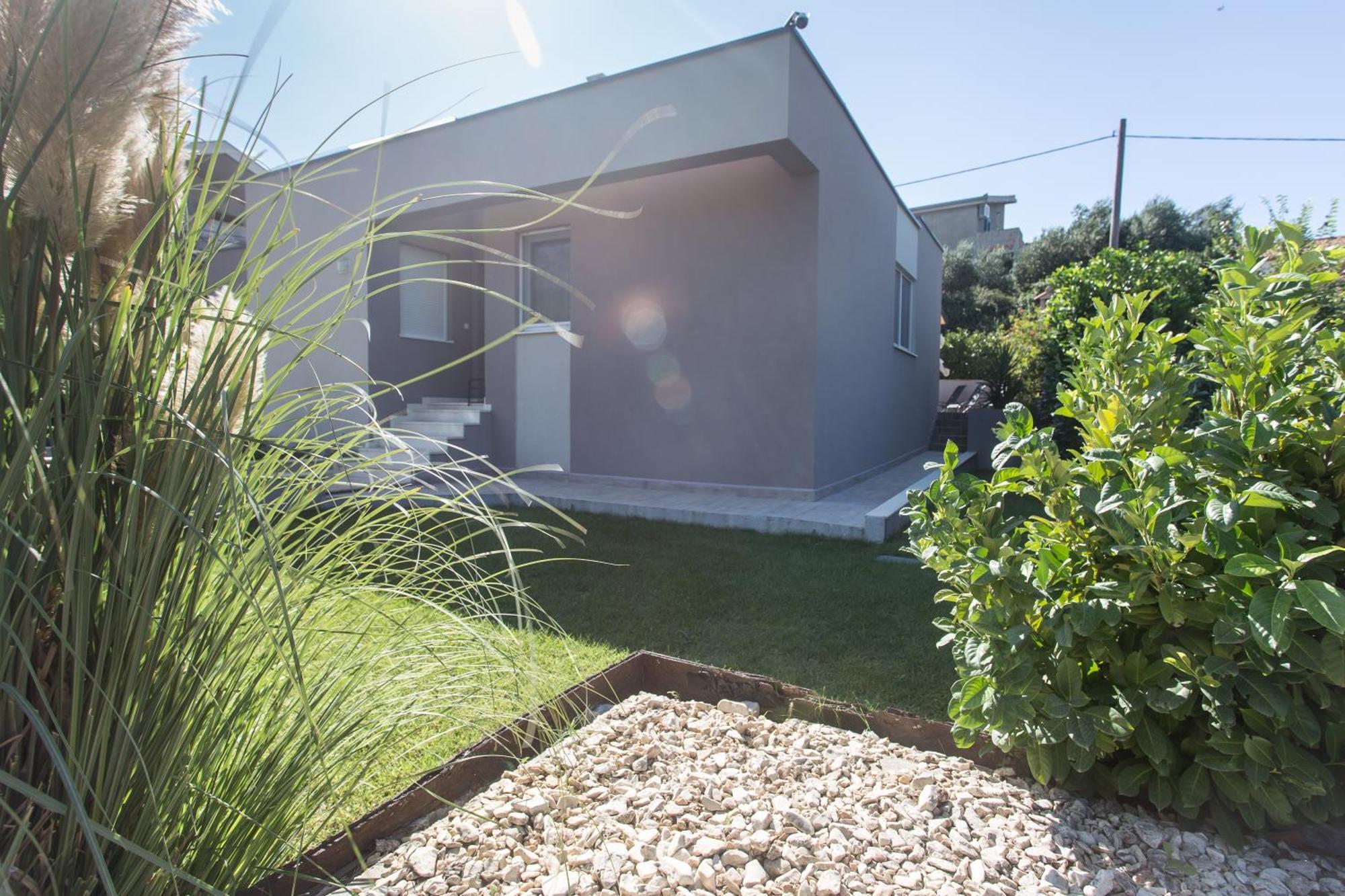 Life - New And Luxury Holiday House Каштела Экстерьер фото
