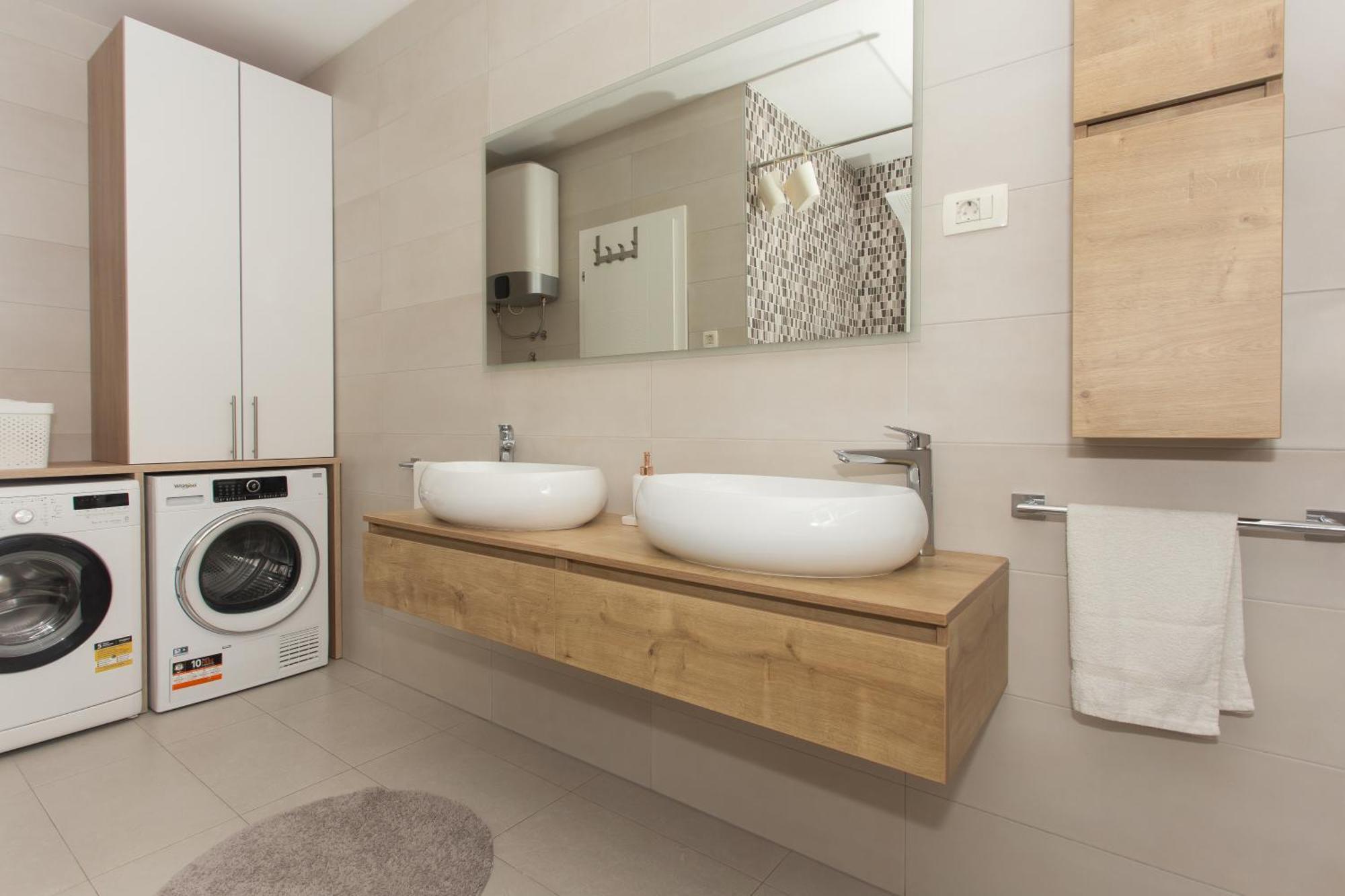 Life - New And Luxury Holiday House Каштела Экстерьер фото