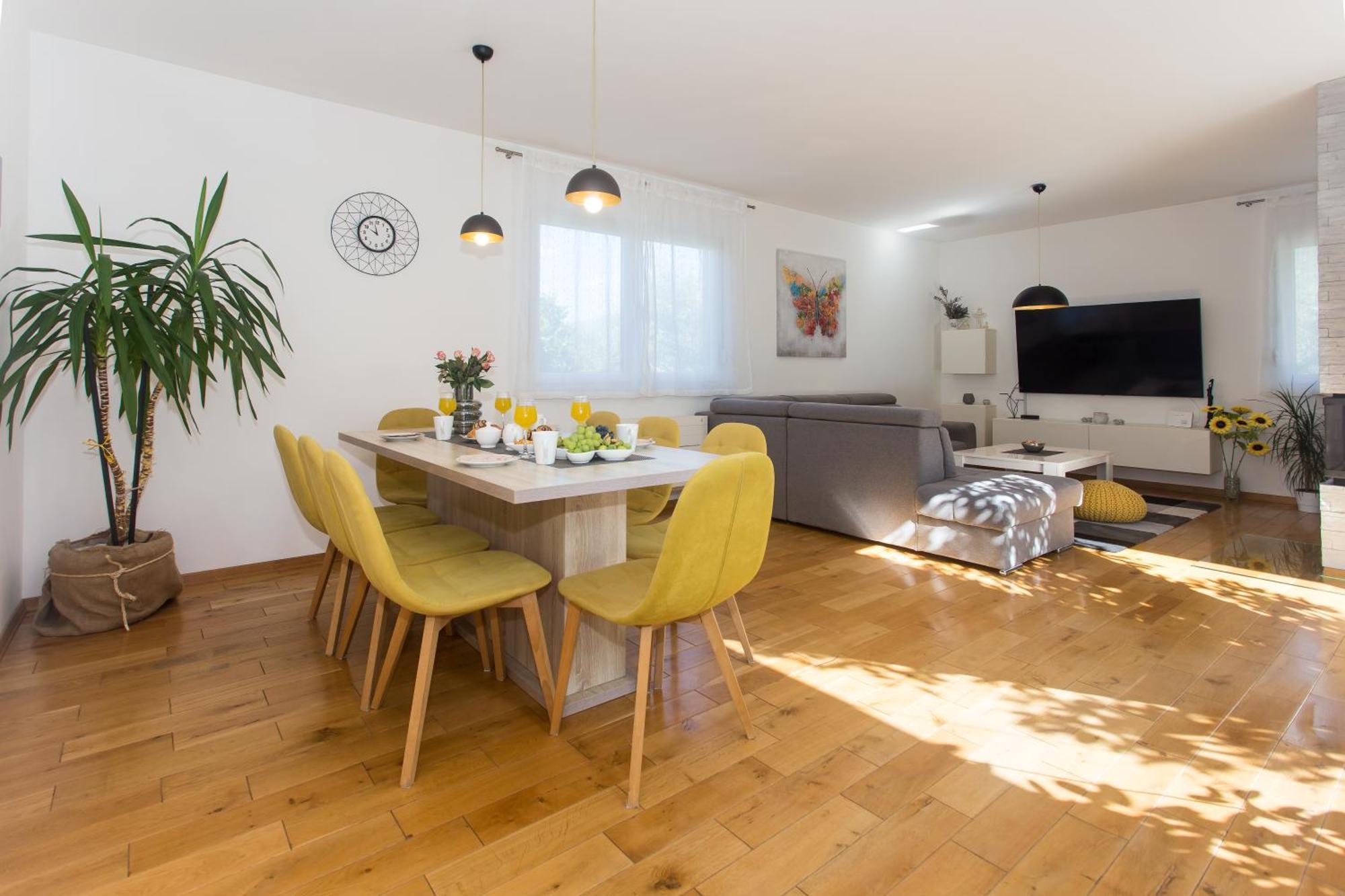 Life - New And Luxury Holiday House Каштела Экстерьер фото