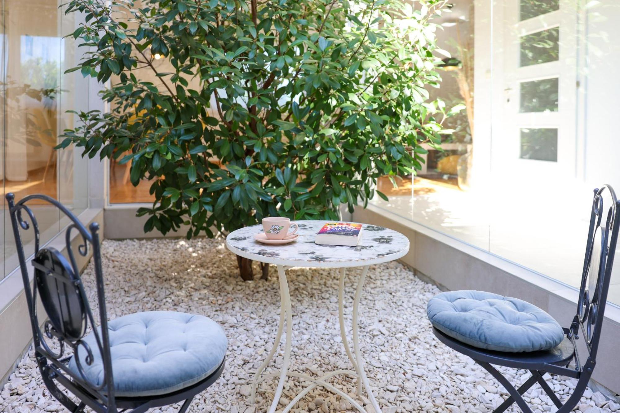 Life - New And Luxury Holiday House Каштела Экстерьер фото